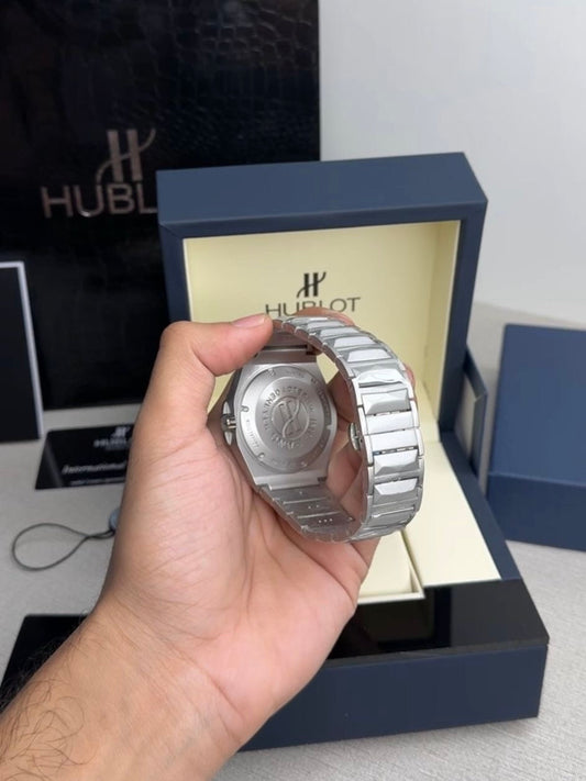 Heavyweight Hublot Cut Watch – Premium Design | 180g Bold Luxury Timepiece